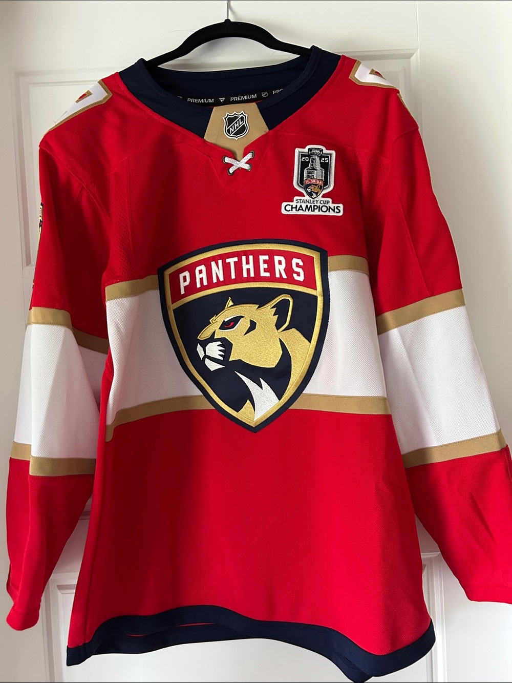 Fanatics Florida Panthers Women’s Hockey Jersey - Sam Bennett- Small/44